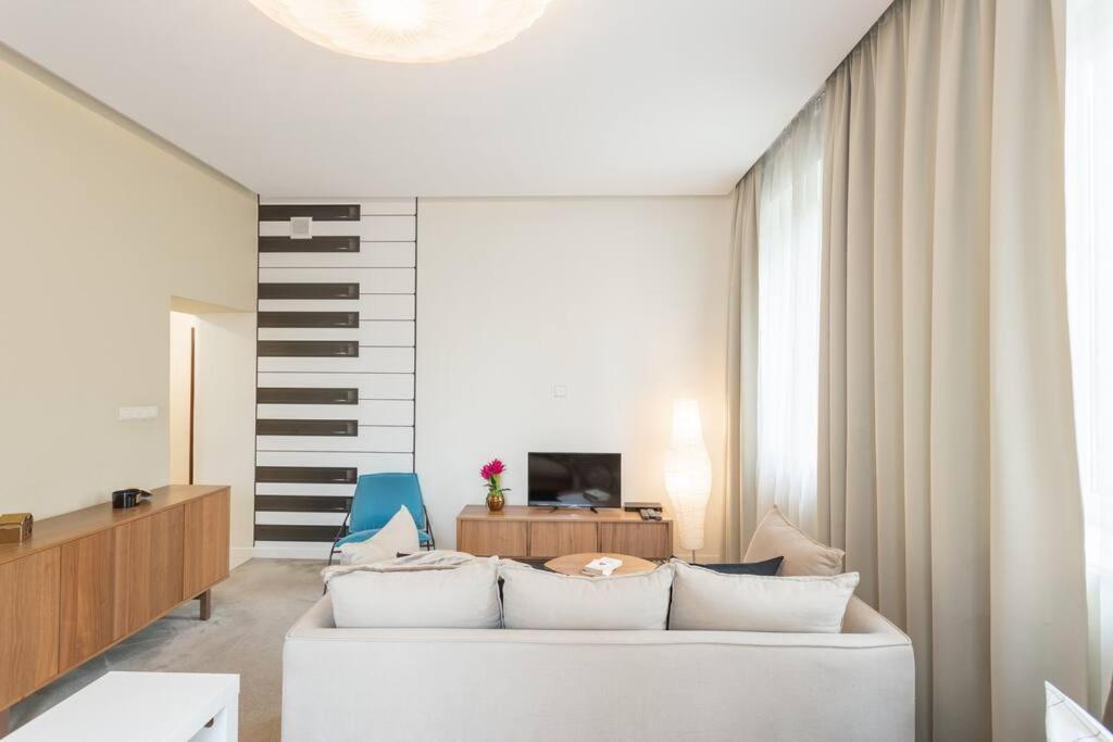Close-Urban Chic - City Center - Studio Apartment - Plac Konstytucji Varşova Dış mekan fotoğraf